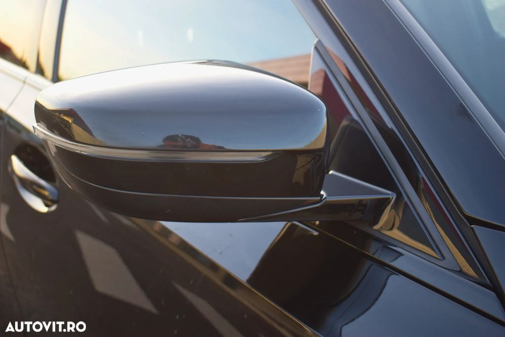 BMW Seria 3 330e AT PHEV - 29