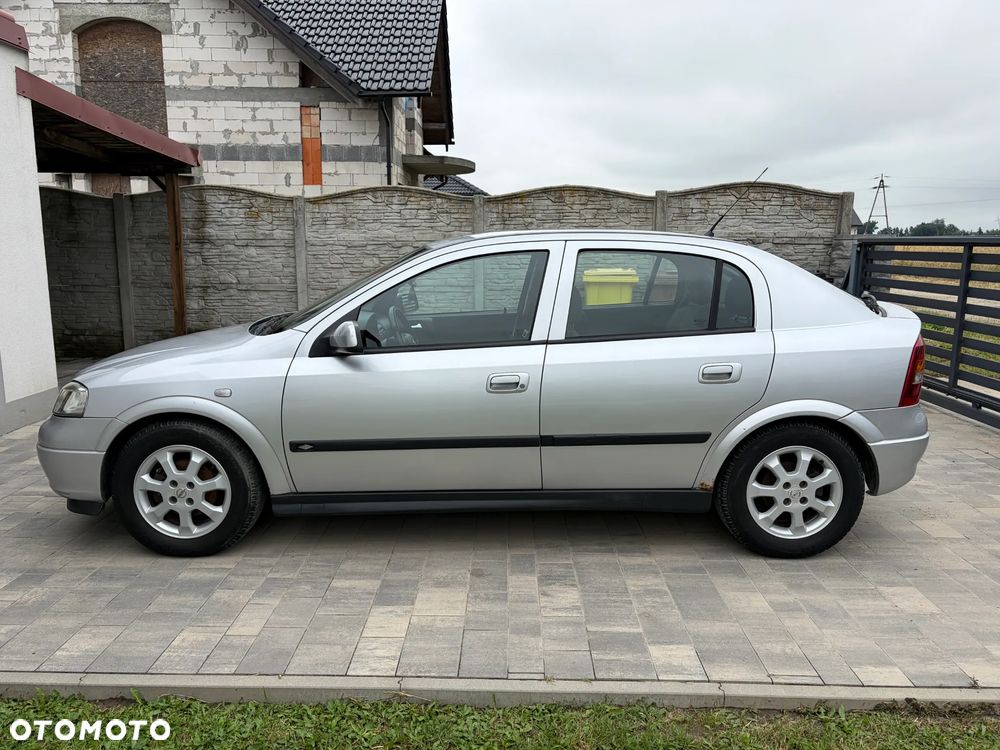 Opel Astra - 6