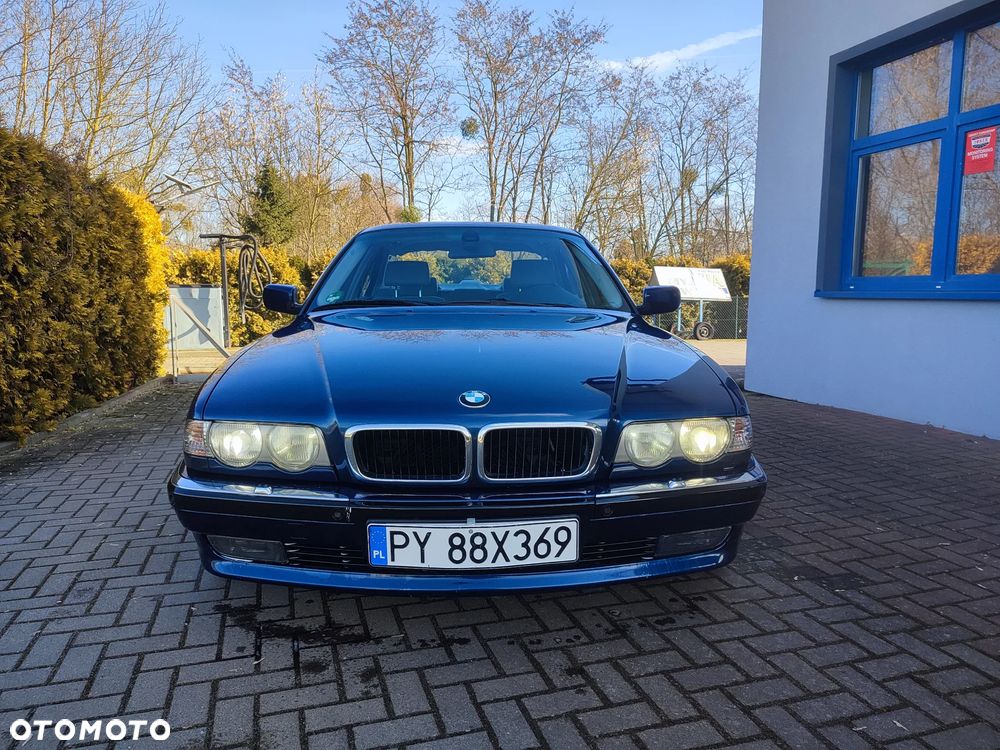 BMW Seria 7 - 5