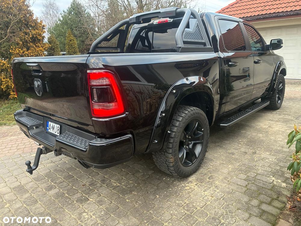 RAM 1500 5.7 Crew Cab Shortbed Bighorn Black - 21