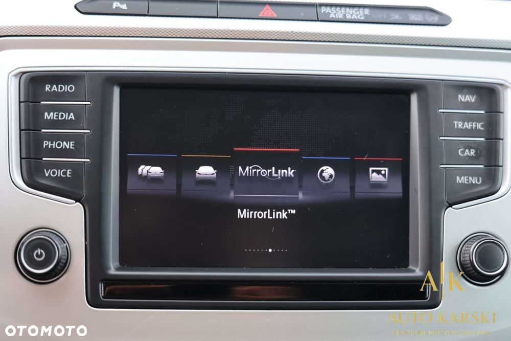 Volkswagen Passat - 26