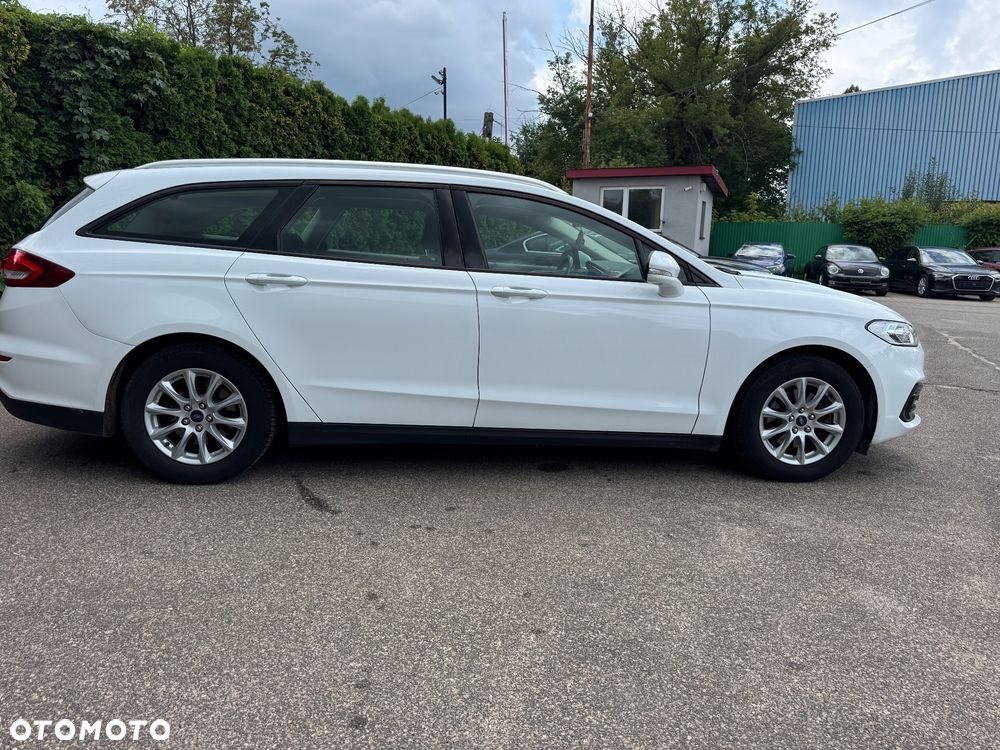 Ford Mondeo - 10