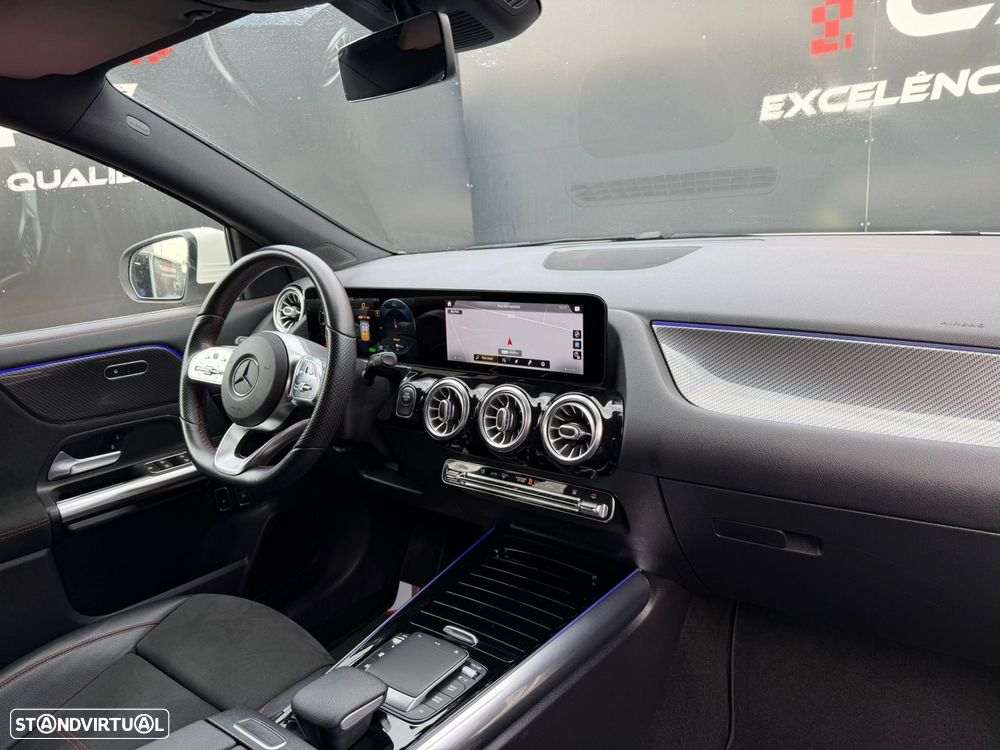 Mercedes-Benz GLA 250 e AMG Line - 12