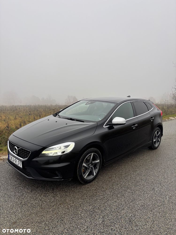 Volvo V40 D3 Drive-E R-Design Momentum - 3