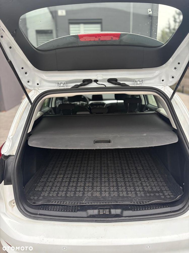 Ford Focus 1.0 EcoBoost Connected - 9