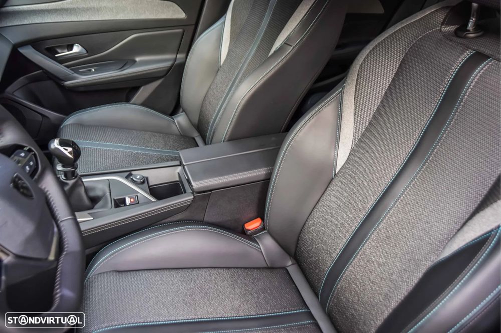 Peugeot 308 1.2 PureTech Allure - 11