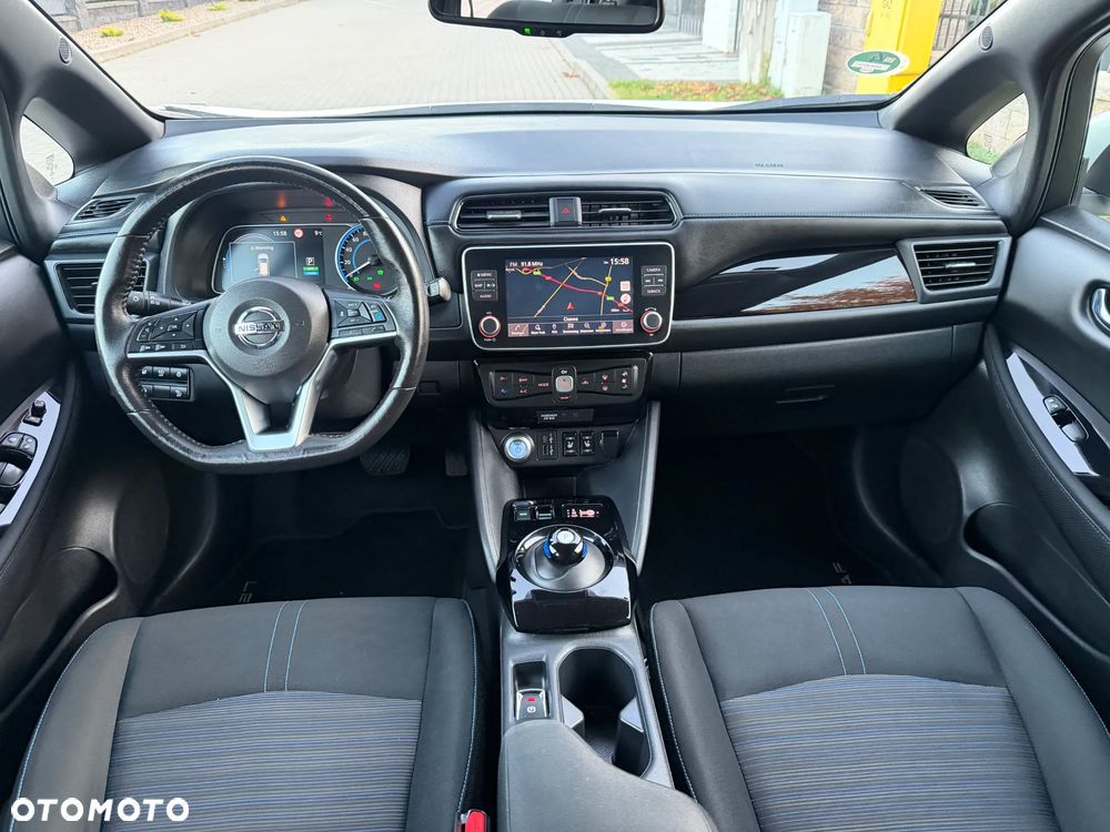 Nissan Leaf 40kWh Tekna - 3