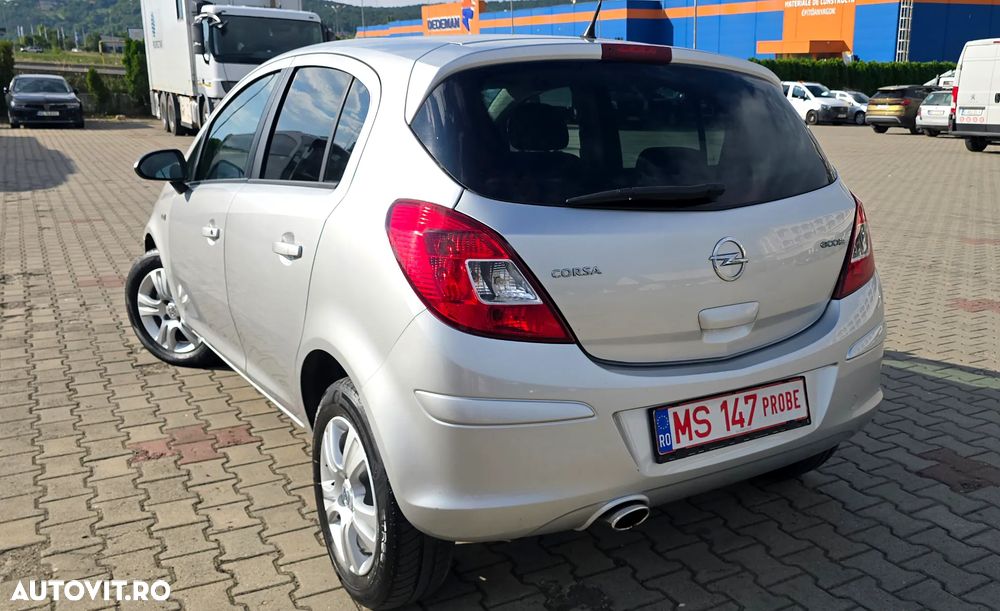 Opel Corsa 1.2 16V - 4