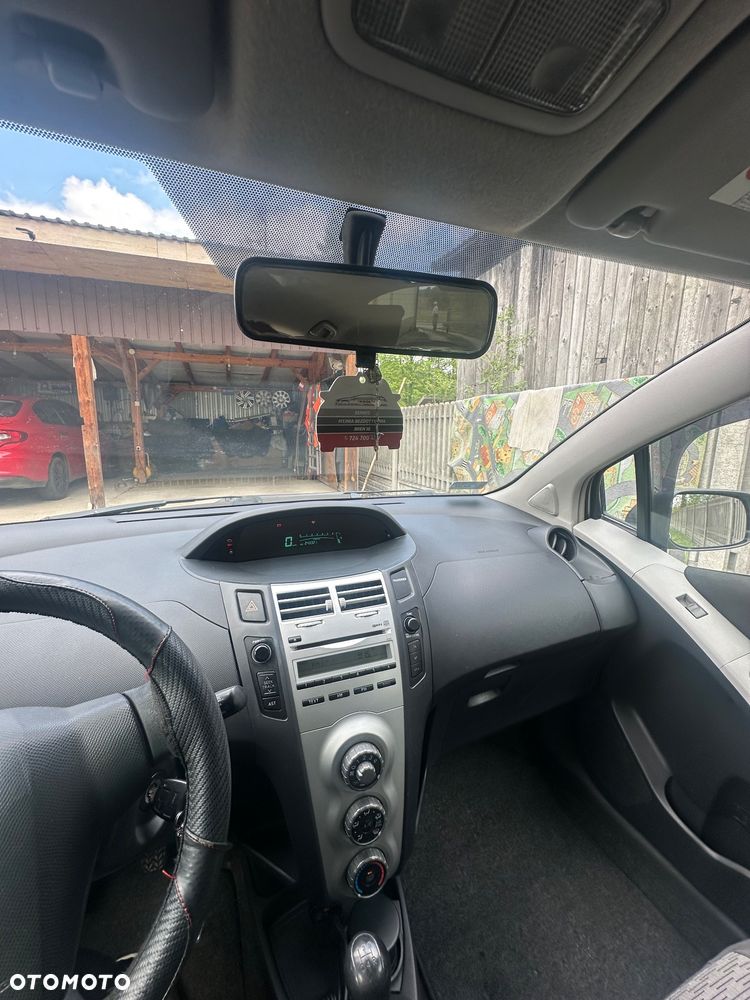 Toyota Yaris - 29
