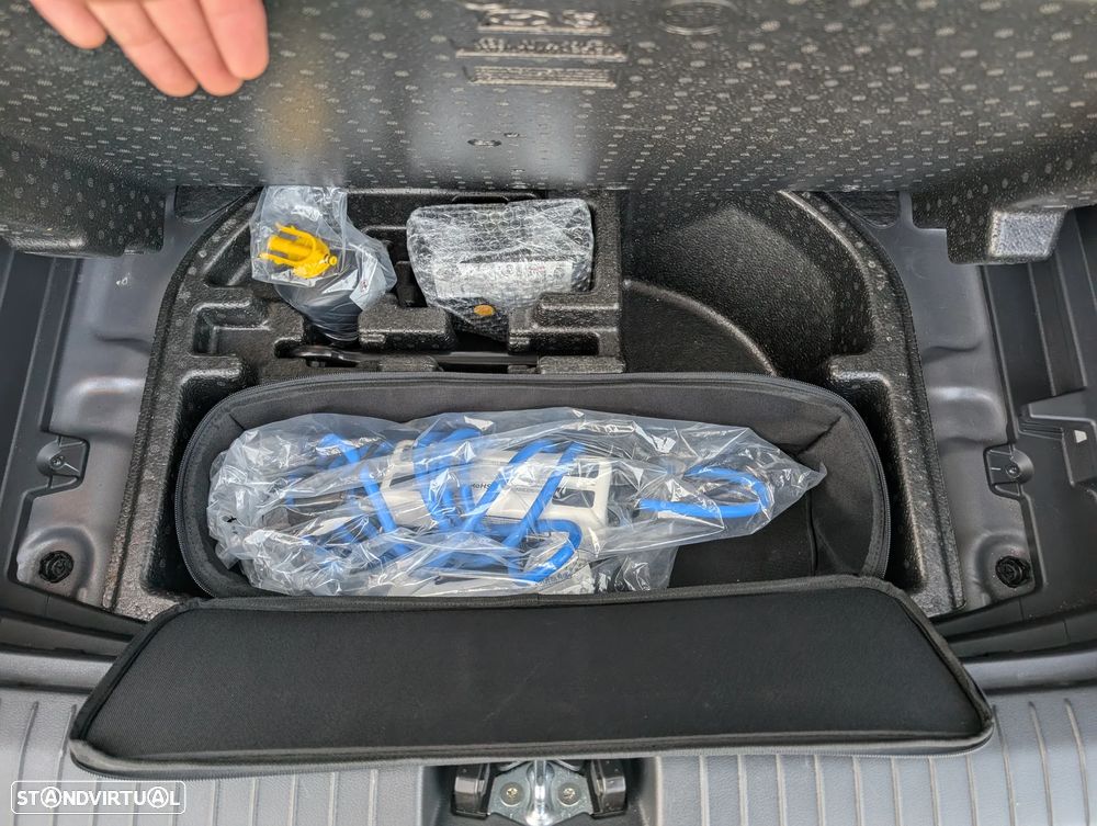 Hyundai Kauai EV 64 kWh Premium+LED - 14