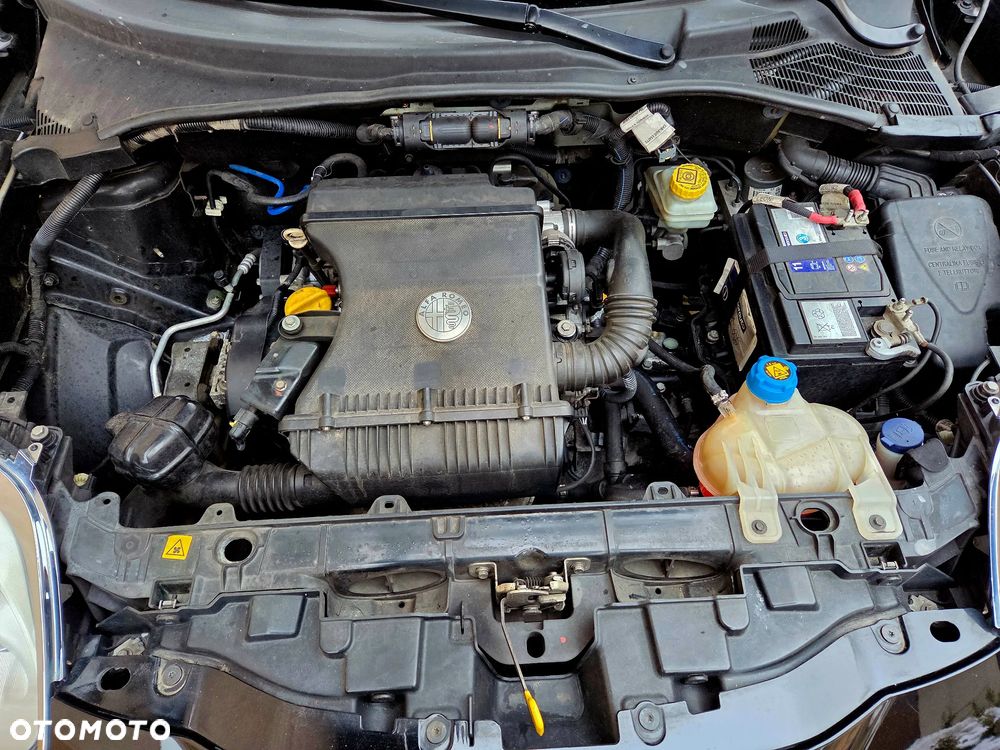 Alfa Romeo Mito 1.4 16V - 13