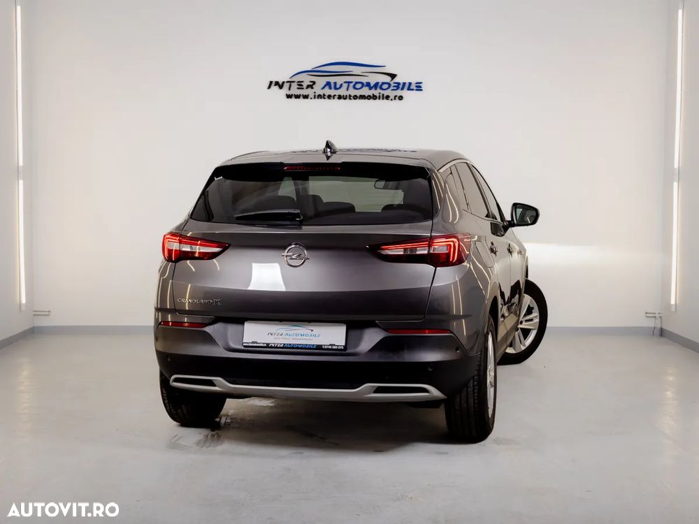 Opel Grandland X 1.2 Turbo START/STOP Elegance - 12
