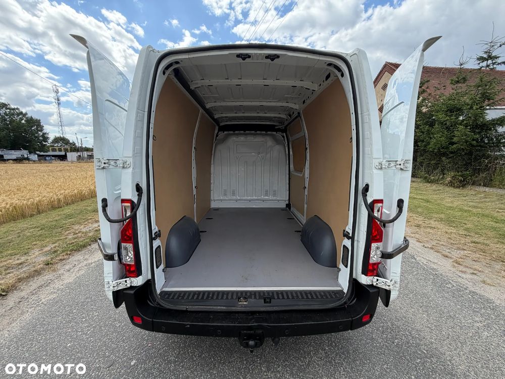 Renault Master * 2.3 / 125KM * L2H2 * Średni / Podwyższany * Furgon / Blaszak * - 21