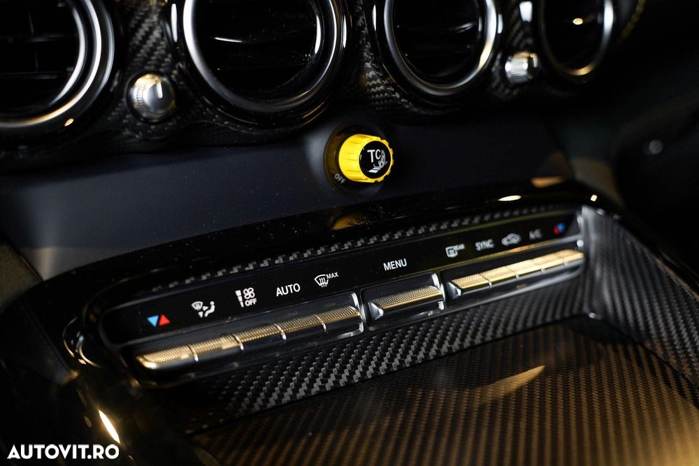 Mercedes-Benz AMG GT R - 30