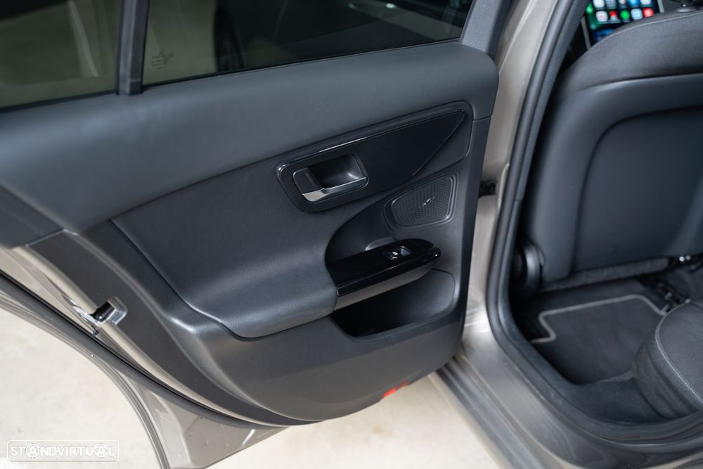 Mercedes-Benz C 220 d - 33