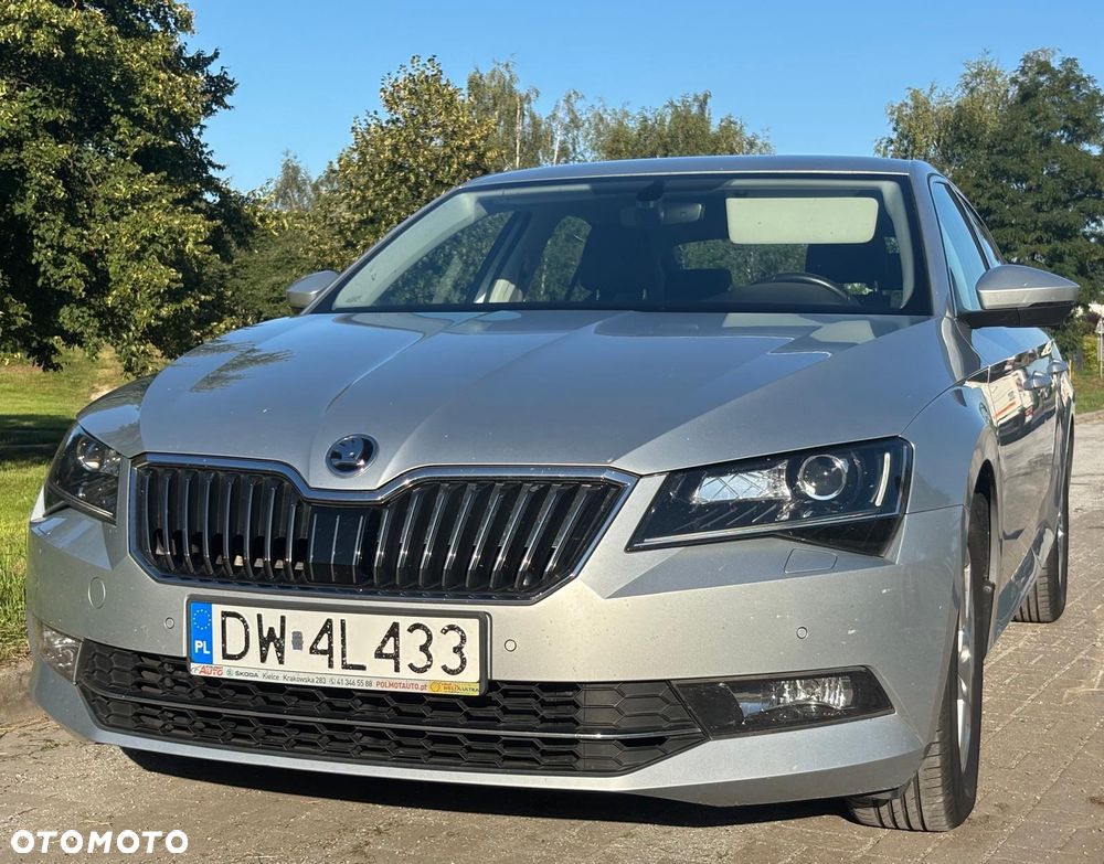 Skoda Superb 1.6 TDI Ambition - 19