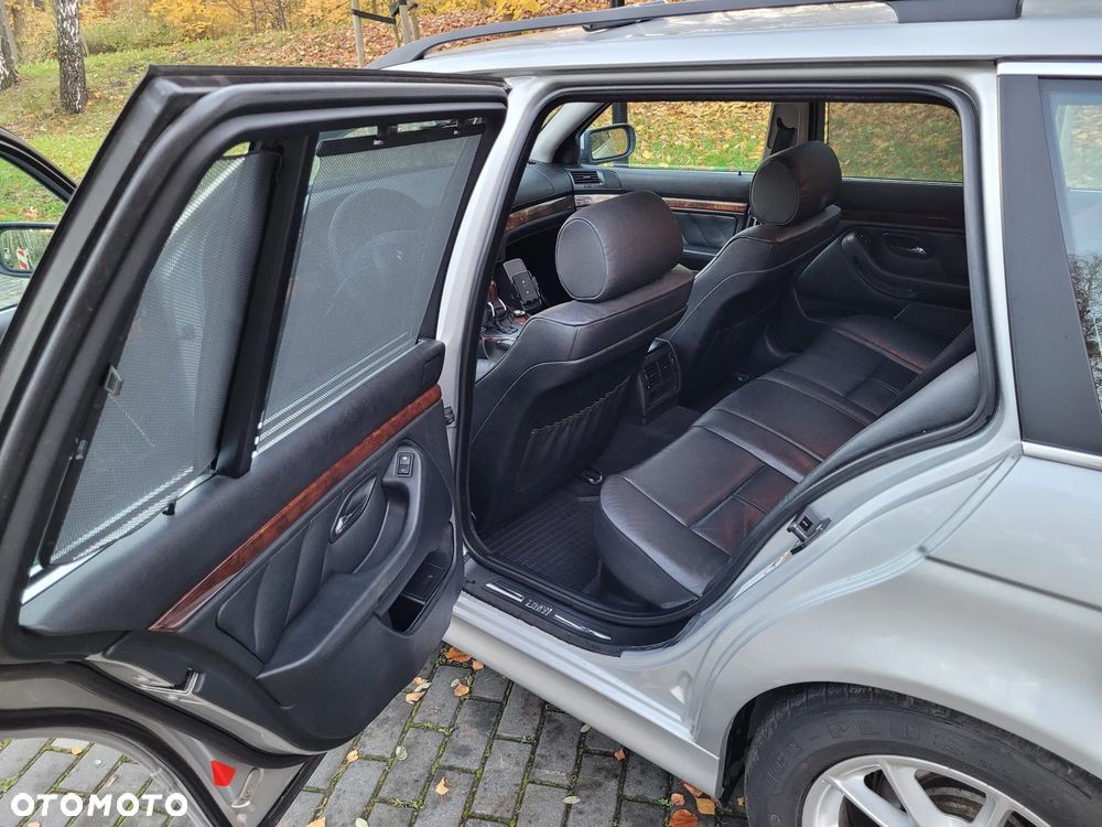 BMW Seria 5 - 12