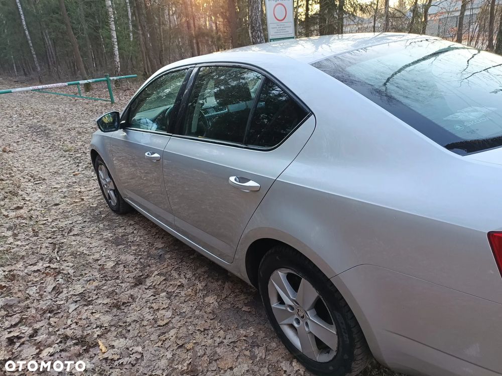 Skoda Octavia 1.4 TSI Ambition - 4