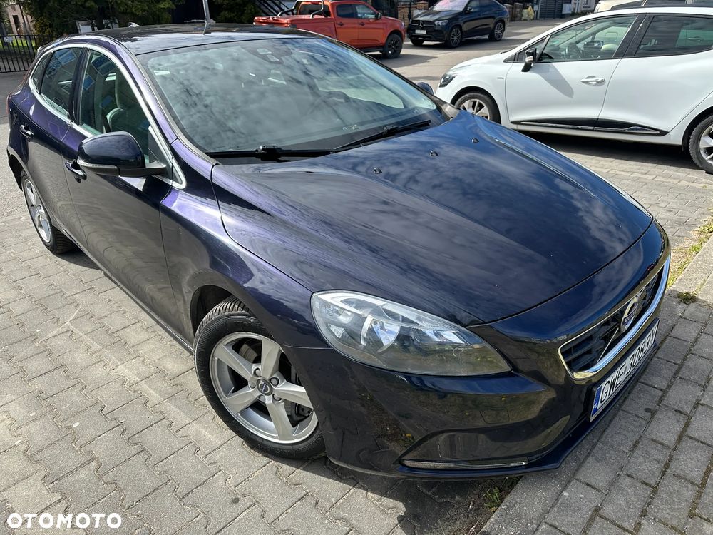 Volvo V40 D3 Momentum - 12
