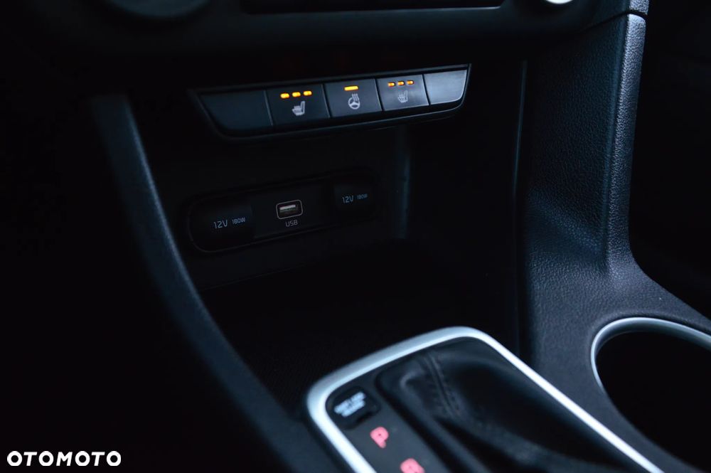 Kia Sportage 1.6 T-GDI AWD DCT GT LINE - 26