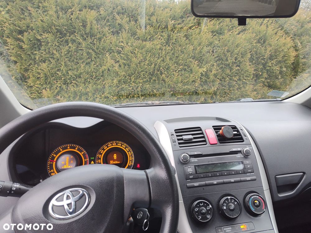 Toyota Auris 1.4 VVT-i Luna - 6