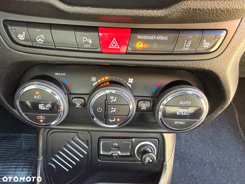 Jeep Renegade 1.4 MultiAir Limited - 11