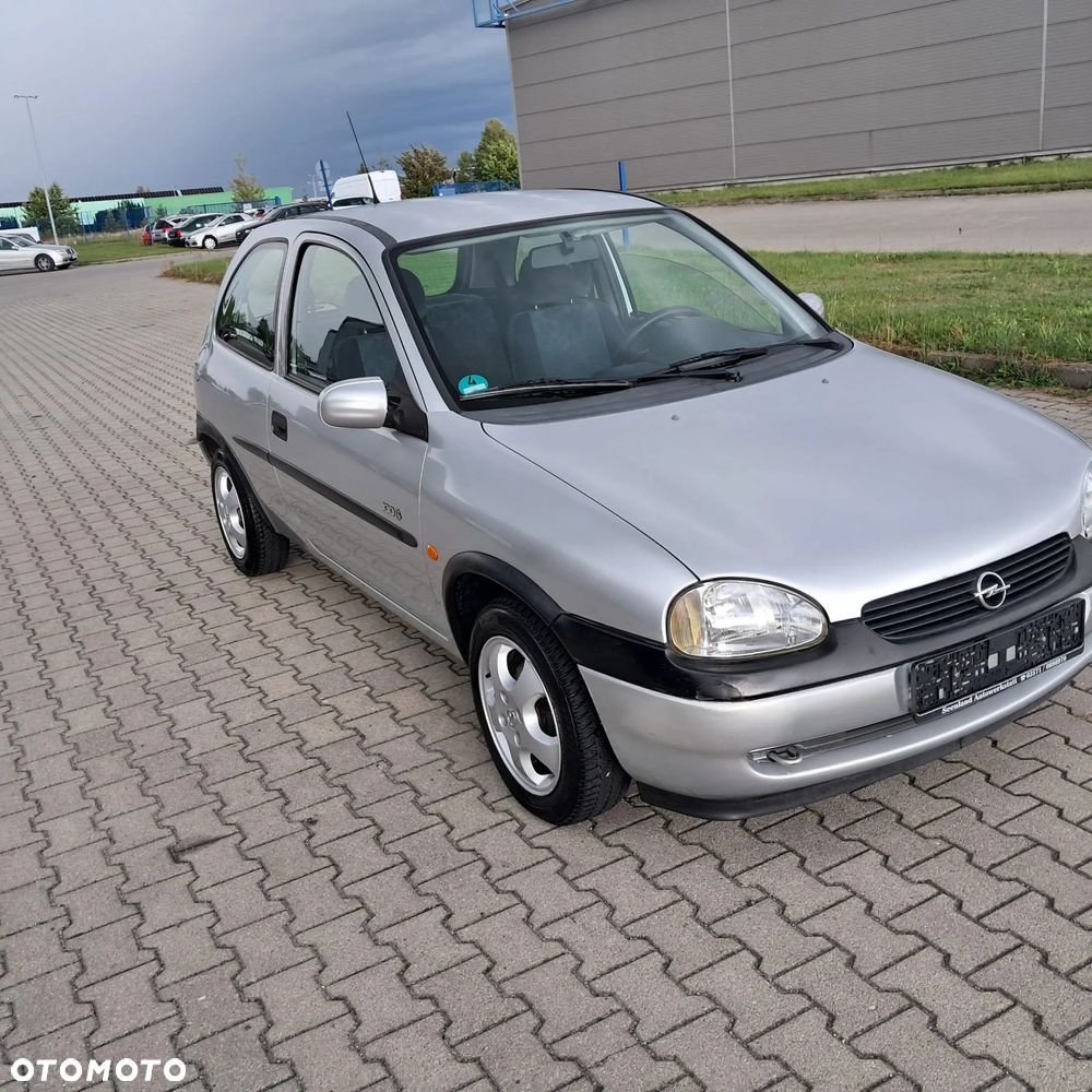 Opel Corsa - 1