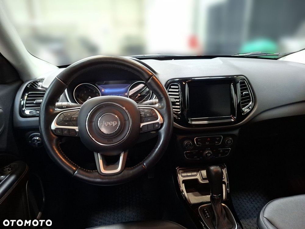 Jeep Compass - 15