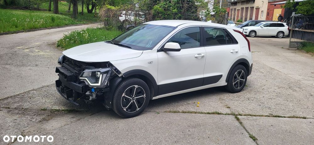 Kia Niro 1.6 GDI Hybrid L - 1
