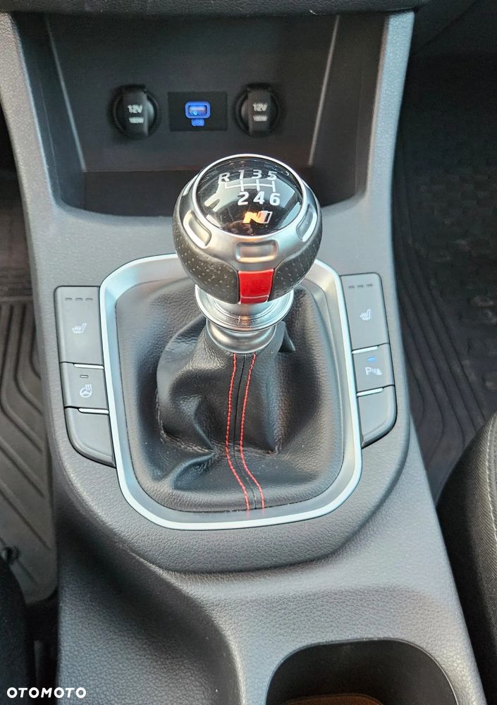 Hyundai i30 1.0 T-GDI GO - 16