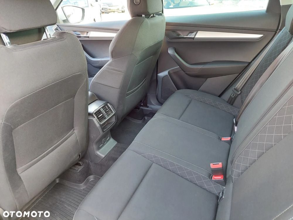 Skoda Karoq 1.5 TSI ACT 4x2 Ambition DSG - 25