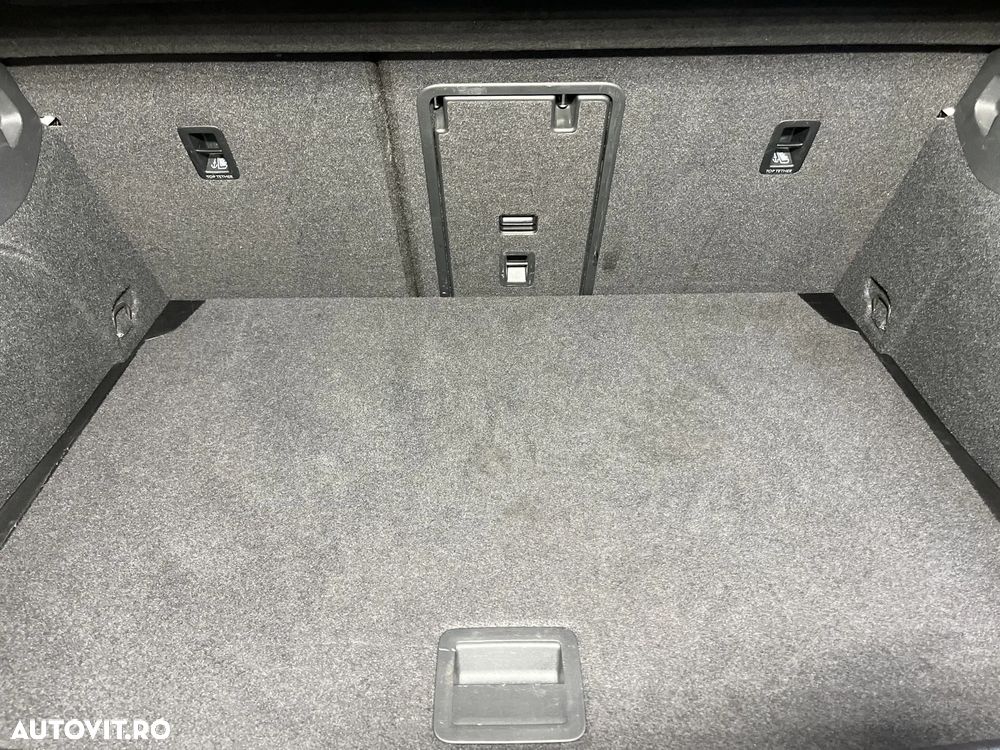Volkswagen Golf 2.0 TSI OPF DSG GTI - 29