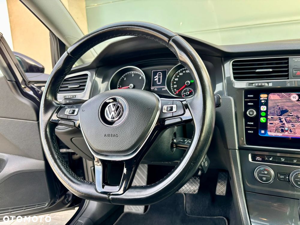 Volkswagen Golf 1.6 TDI SCR DSG Comfortline - 17