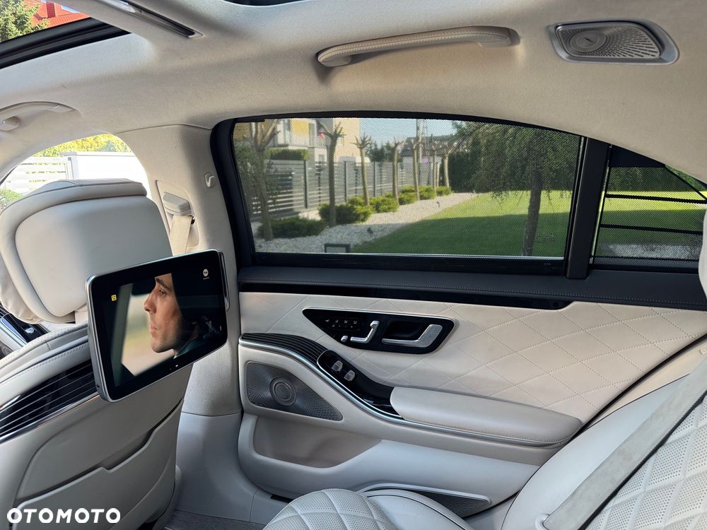 Mercedes-Benz Klasa S 580e 4Matic L 9G-TRONIC - 26