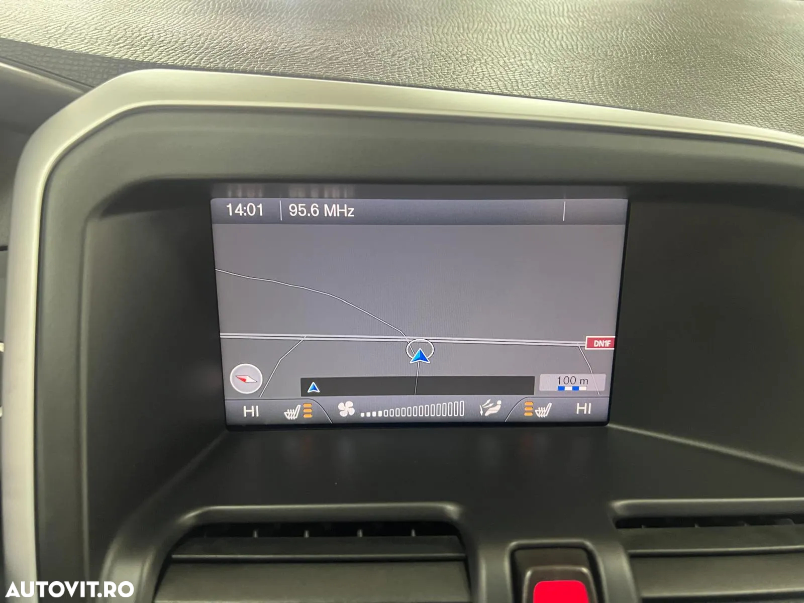 Volvo XC 60 D5 AWD Aut. RDesign - 26