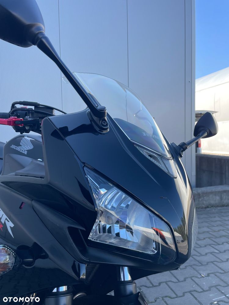 Honda CBR - 9