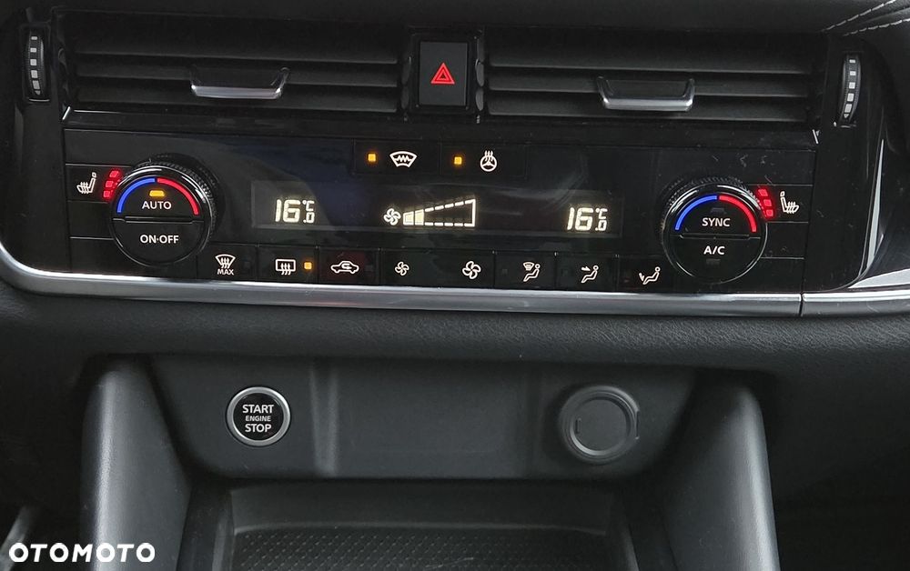 Nissan Qashqai 1.3 DIG-T MHEV N-Connecta Xtronic - 24