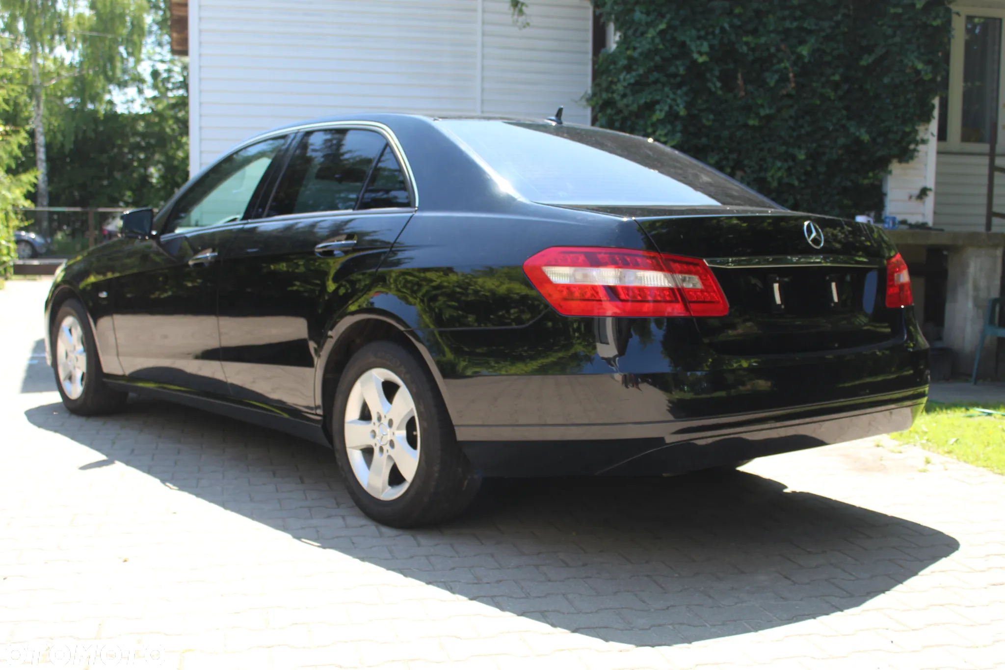 Mercedes-Benz Klasa E 200 CDI BlueEff - 3