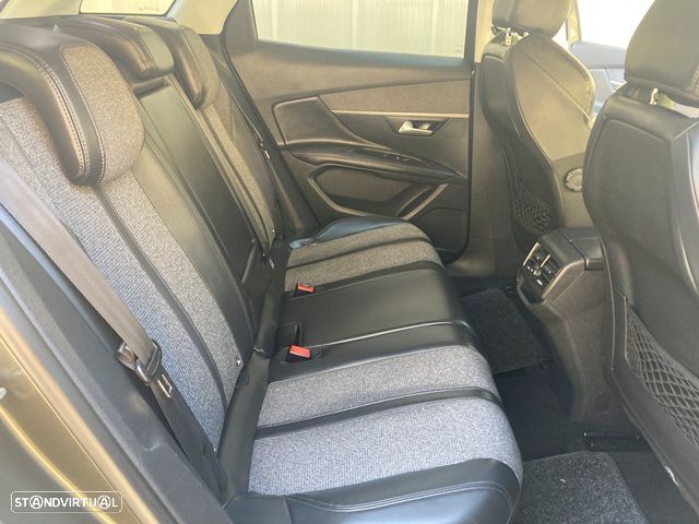 Peugeot 3008 PureTech 130 Stop & Start Active - 26