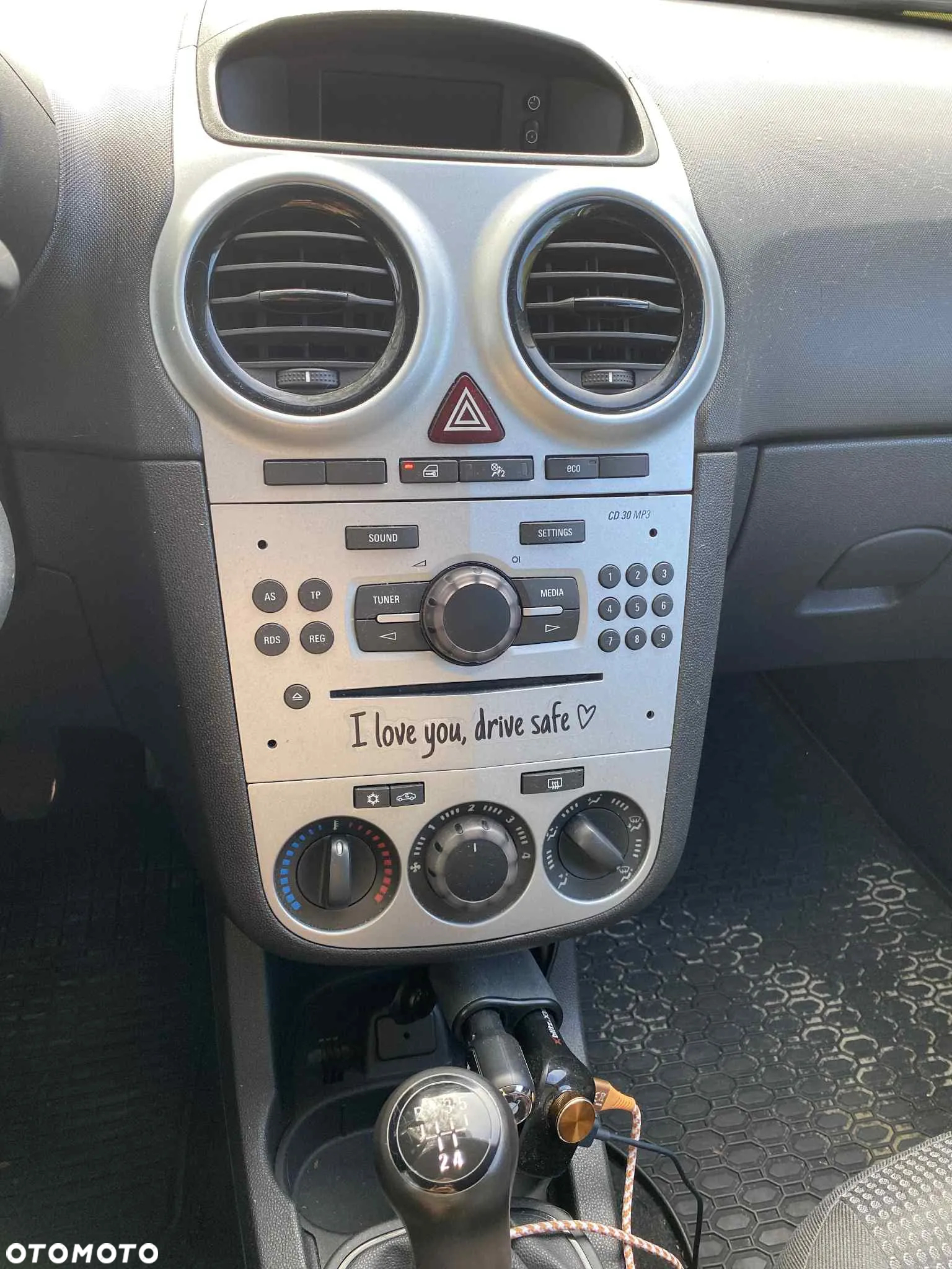 Opel Corsa 1.3 CDTI Essentia ecoFLEX - 8