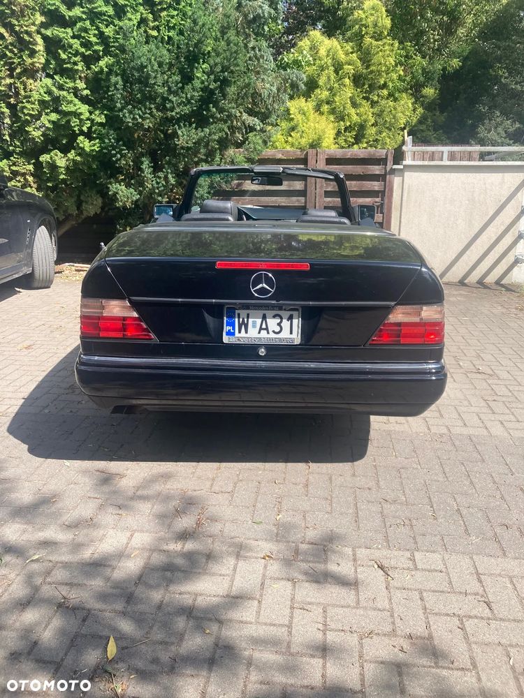 Mercedes-Benz Klasa E 320 - 3