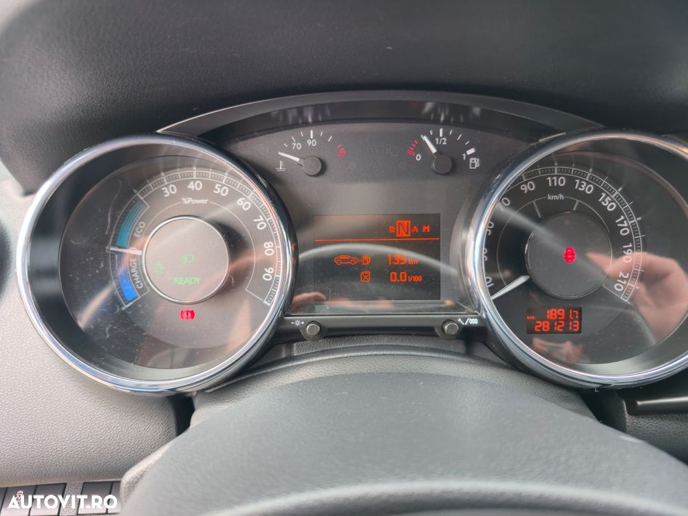 Peugeot 3008 HYbrid4 2.0 HDI FAP BMP - 2