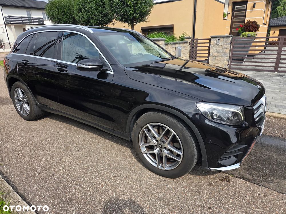Mercedes-Benz GLC 250 d 4Matic 9G-TRONIC AMG Line - 10