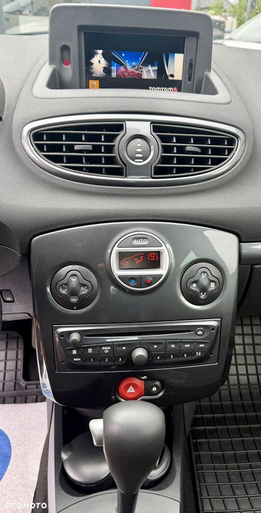 Renault Clio 1.6 16V Night&Day - 18
