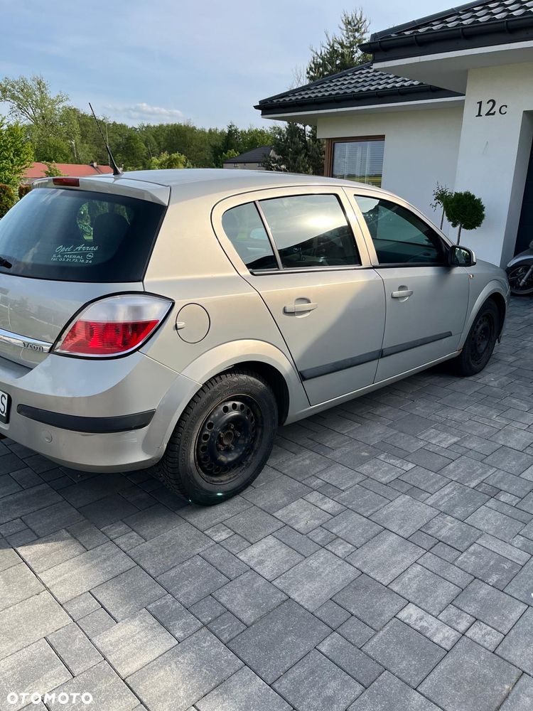 Opel Astra 1.7 CDTI - 9