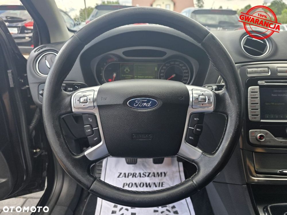 Ford Mondeo - 36