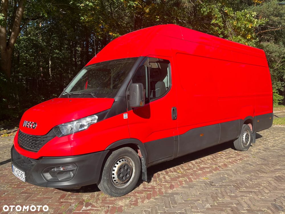 Iveco Furgon 35S18Hv