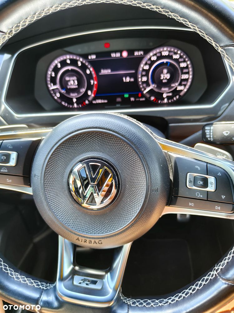 Volkswagen Tiguan - 10