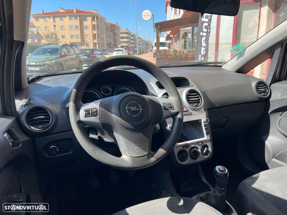 Opel Corsa 1.2 Cosmo - 9