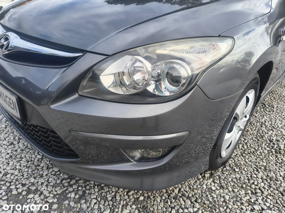 Hyundai i30 1.4 Blue Comfort - 11